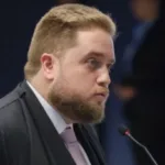Renúncia de Matheus Milanez à candidatura após denúncia