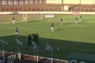 Bom Jesus vence Grêmio Anápolis com primeiros gols em casa