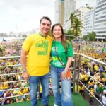 Ato de Flávio Bolsonaro em Copacabana com 8,9 mil pessoas