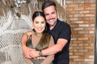 Simone Mendes e Kaká Diniz revelam frequência sexual