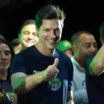 no-primeiro-comicio-da-campanha,-daniel-destaca-transformacao-no-entorno-e-preve-caiado-presidente