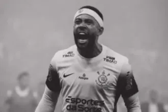 Renovação de Memphis Depay com o Corinthians