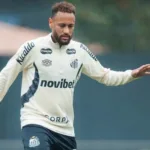 neymar-quebra-silencio-sobre-tensao-com-thiago-mendes-em-partida-vasco-x-santos