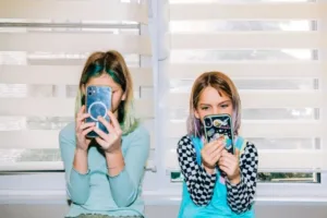 ‘proibir-redes-sociais-para-jovens-nao-sera-solucao-magica’,-diz-psicologa-canadense