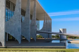 muito-alem-de-governar:-entenda-quais-sao-as-funcoes-constitucionais-do-presidente-da-republica