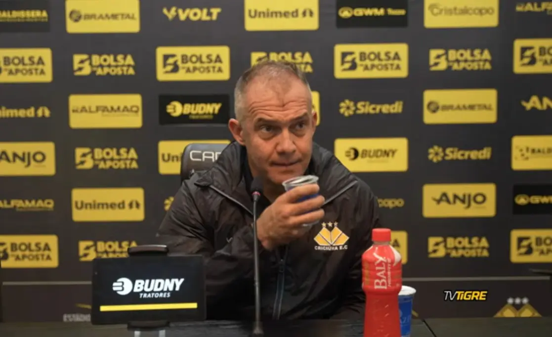 Ex-técnico do Vila e do Atlético diz que não tem time “grande” na Série B