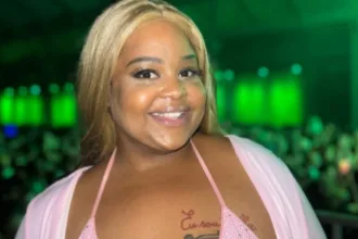 mc-carol-exibe-transformacao-em-passeio-de-lancha-com-bella-campos-e-biquini-apos-perder-65-kg