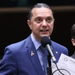 deputados-aprovam-politica-nacional-e-canal-de-denuncias-para-combater-violencia-contra-idosos