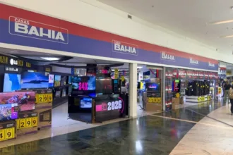 trabalhadores-da-casas-bahia:-sindicato-exige-pagamento-imediato-de-verbas-rescisorias