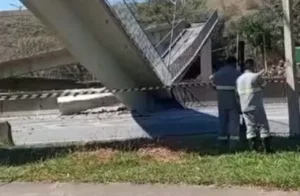 Acidente com passarela na Fernão Dias envolvendo mãe e filho