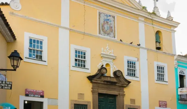 Igreja histórica em Salvador em risco de desabamento