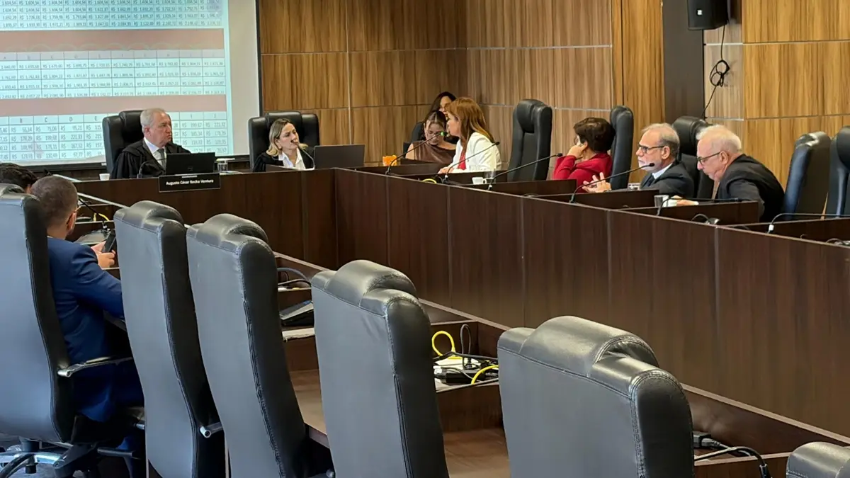 Goiânia: Justiça estabelece prazo para nova proposta em greve da educação