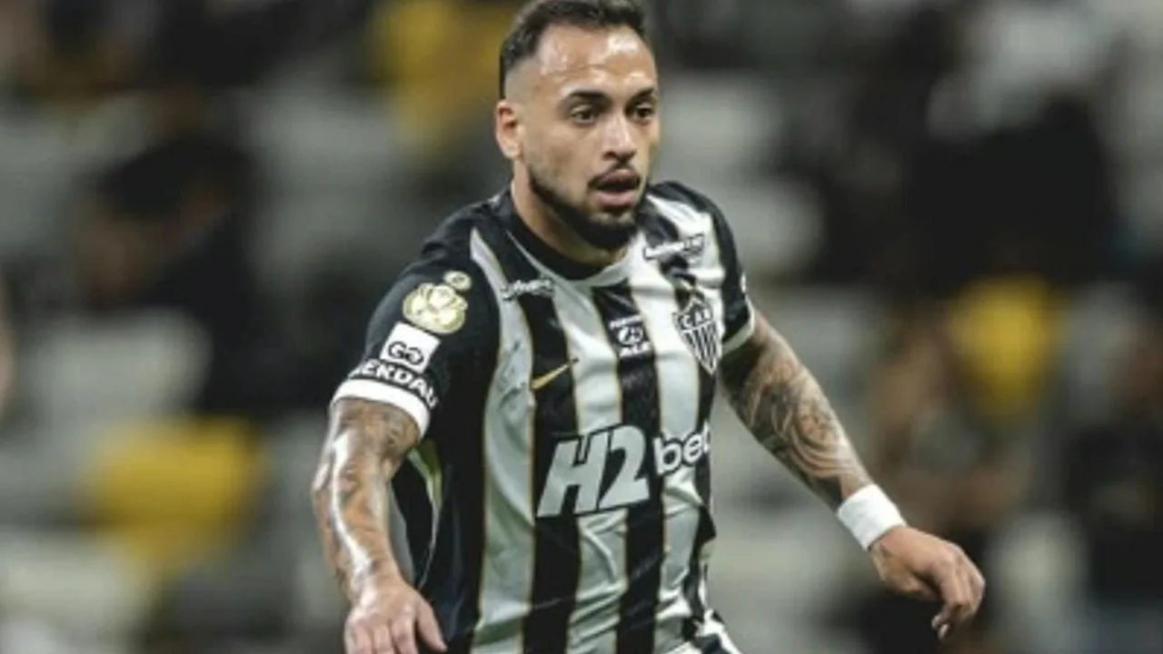 Maycon marca golaço e empata para o Atlético-MG contra o Bragantino pela Sul-Americana em partida intensa