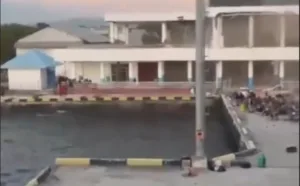 indonesia:-mulher-de-84-anos-e-resgatada-viva-apos-tres-dias-em-escombros-de-terremoto