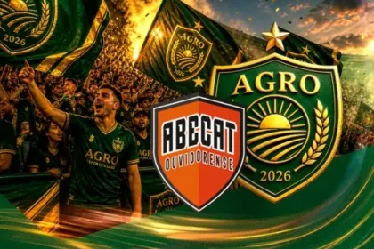Uniformes do Agro Esporte Clube destacando a nova identidade