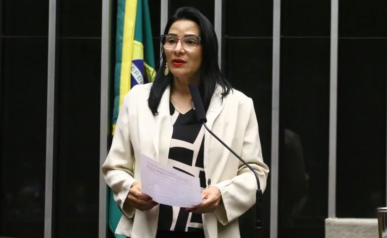Comissão da Câmara aprova projeto que amplia proteção e direitos a mulheres de comunidades tradicionais
