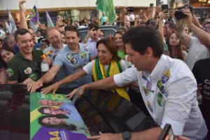 leandro-vilela-mobiliza-apoiadores-em-primeiro-ato-da-campanha-de-daniel-em-aparecida