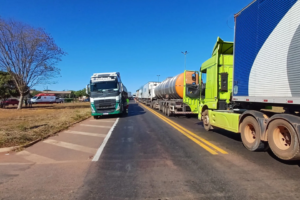 Ponto de descanso gratuito na BR-153 em Goiás