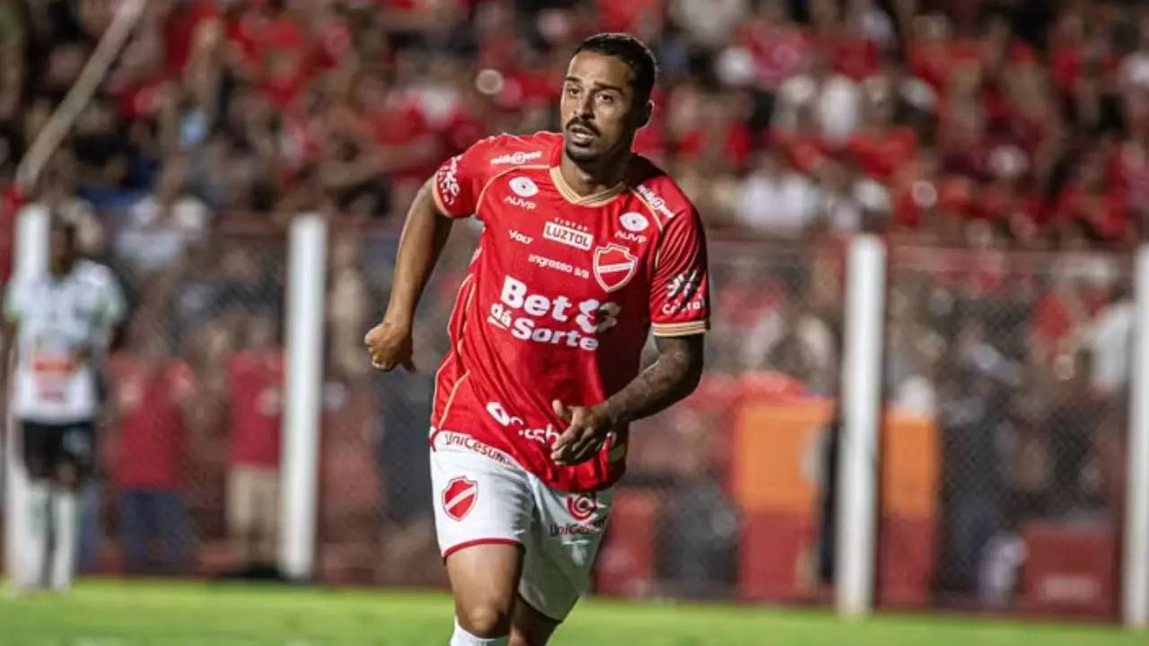 Vila Nova viaja para encarar o Operário-PR com baixa importante; veja provável time