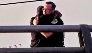 oficial-de-nashville-impede-suicidio-em-ponte-com-dialogo-empatico-e-frase-poderosa