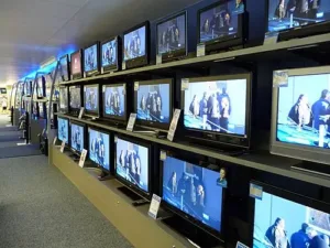 Candidatos em Goiás durante a propaganda eleitoral na TV