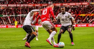 brasileirao:-inter-e-atletico-mg-empatam-sem-gols-no-beira-rio-–-cnn-brasil