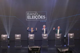 Candidatos participando do Debate na Band
