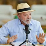 Lula anuncia fim da taxa das blusinhas em reunião