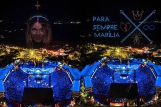 Homenagem de Alok a Marília Mendonça com show de drones