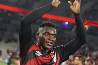Athletico-PR marca gols relâmpagos contra Botafogo