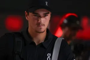 principal-tenista-brasileiro,-joao-fonseca-confirma-ausencia-no-us-open-2026-por-lesao-abdominal