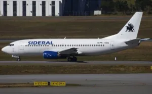 seguranca-interna-dos-eua-planeja-operar-frota-propria-de-boeing-737-700-para-deportacoes