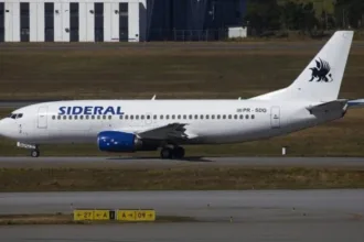 seguranca-interna-dos-eua-planeja-operar-frota-propria-de-boeing-737-700-para-deportacoes