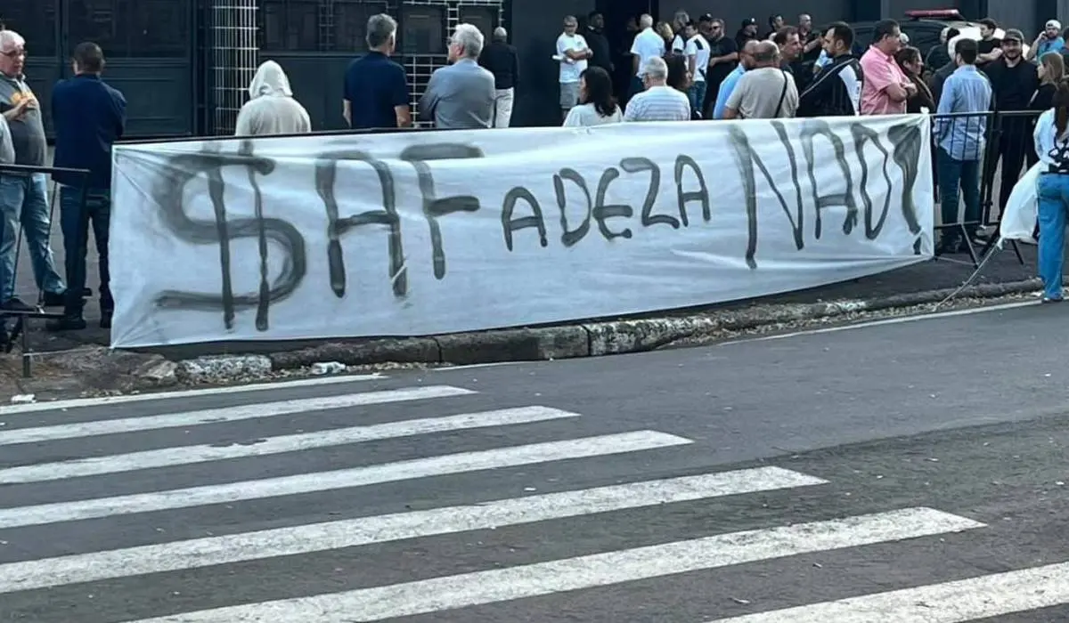 SAF na Ponte Preta? Audiência de votação é marcada por confusão e suspensa por liminar
