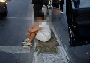 Adolescente atropela casal em Goiânia e aguarda internação