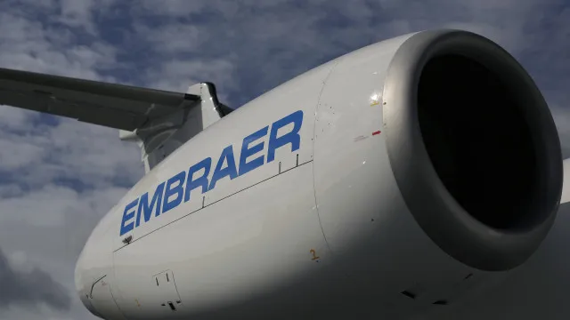 Jato da Embraer passa a oferecer sistema de pouso automatizado