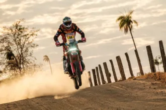 Rally dos Sertões 2026: carros e motos em ação