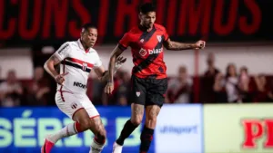 Atlético vence Botafogo-SP na primeira etapa