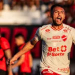 Vila Nova compra volante destaque da Série B