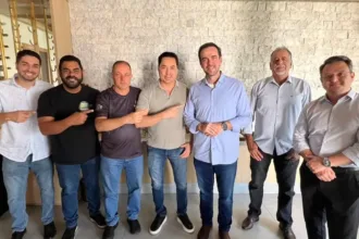 Gustavo Mendanha recebe apoio de auxiliares de Mabel ao Senado