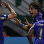Palmeiras goleia Santos na Copa do Brasil
