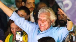 Caiado supera Lula em pesquisa de segundo turno