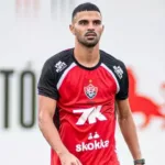 Lucas Silva atacante do Vitória e sua contratação pelo Vila Nova