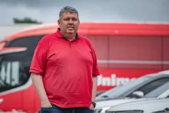 Vila Nova busca reforços no ataque após contratação de volante