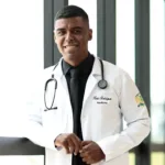Futuro médico Kaio Rodrigues em ação na faculdade