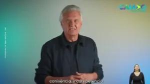 caiado-se-apresenta-e-ataca-pt-no-1o-programa-eleitoral-na-tv;-assista