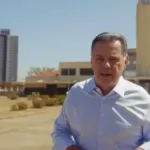 Marconi Perillo em propaganda eleitoral destacando seu legado