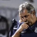 Jogadores da base da Ponte Preta durante a greve dos jogadores