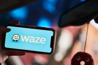 Waze suspende alertas de segurança no Brasil