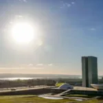 Congresso vota fim da escala 6x1